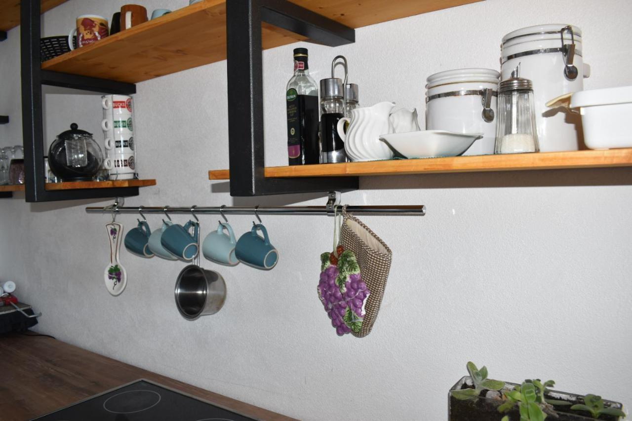 Guesthouse Hhl - Liman Ll Ulcinj Bagian luar foto